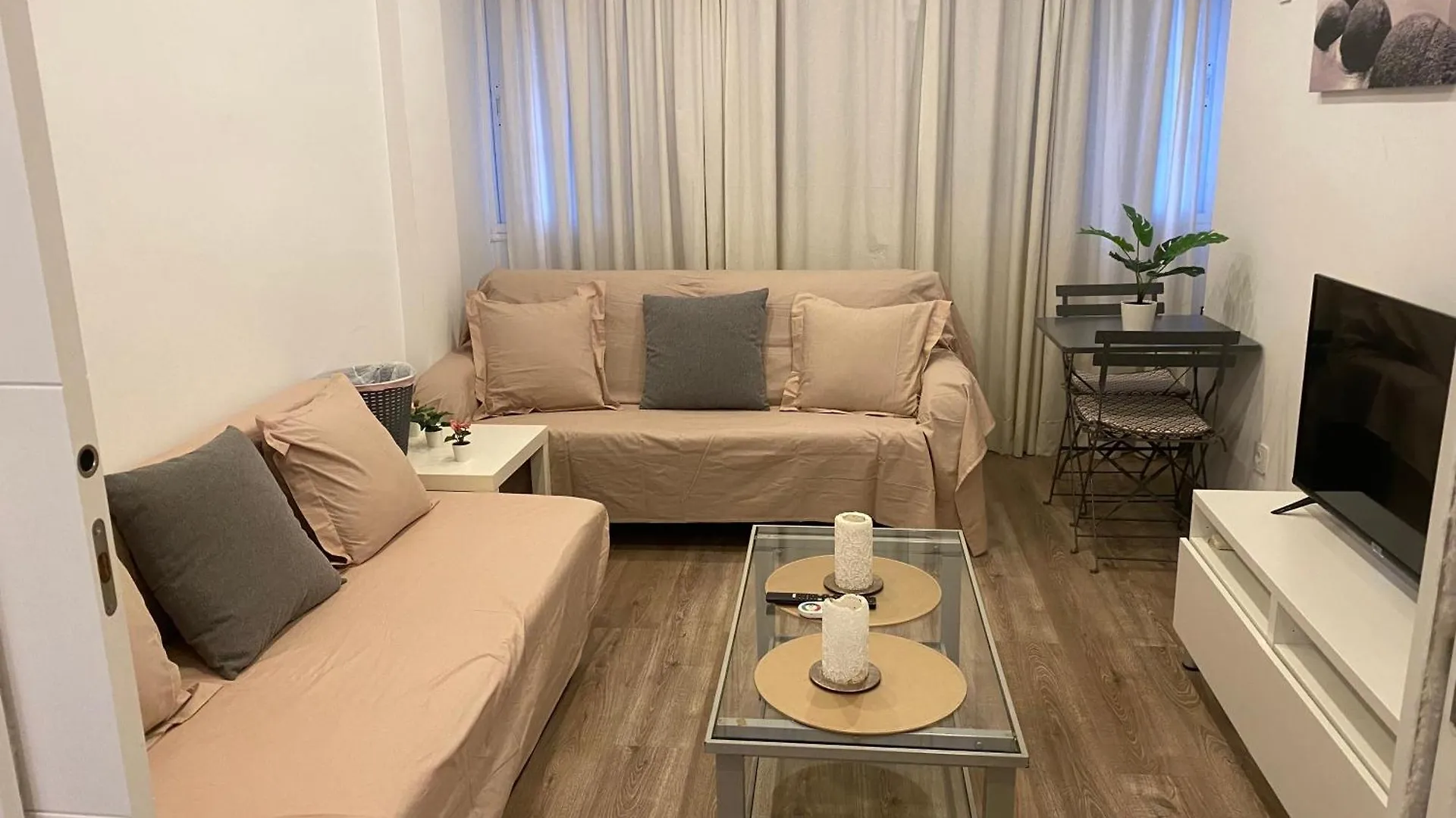 Alojamineto Cerca Aeropuerto , Habitacion O Apartamento Apartment Malaga